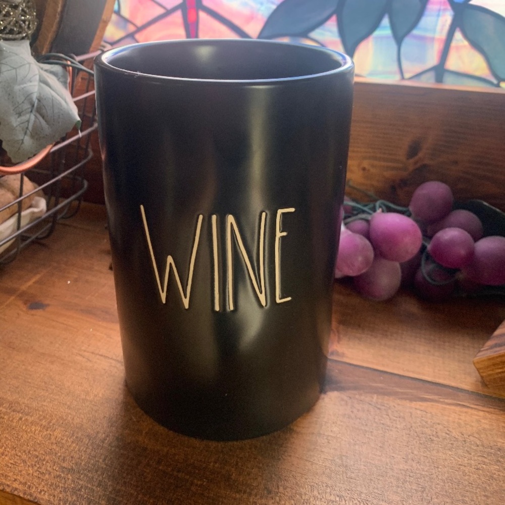 Rae Dunn “Wine” chiller